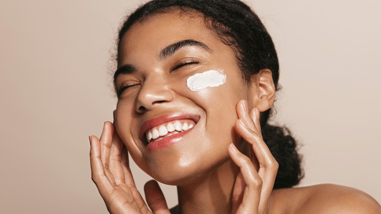 What to Know About Having an Oily Skin Type